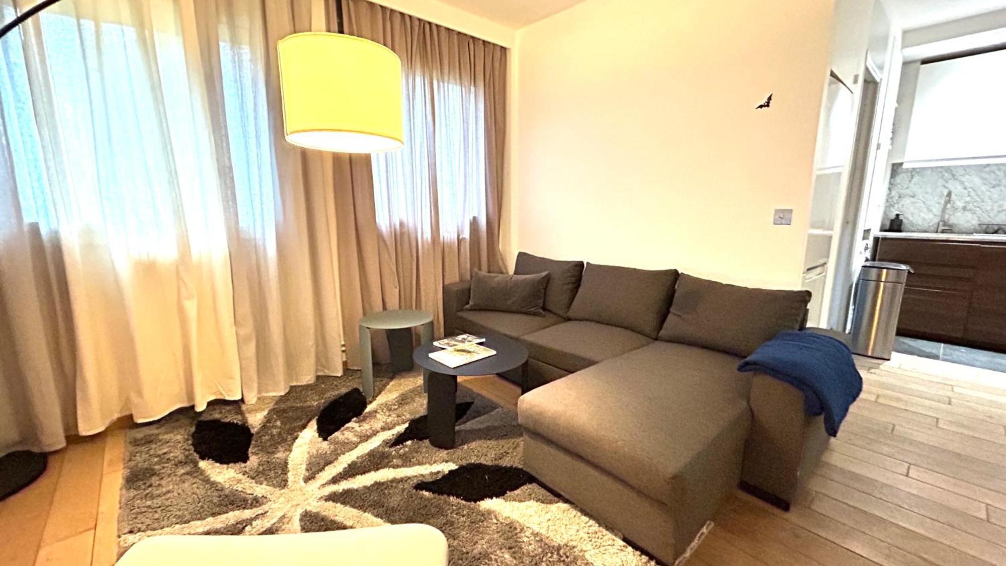Big Apartment Eiffel Tower View Париж Экстерьер фото