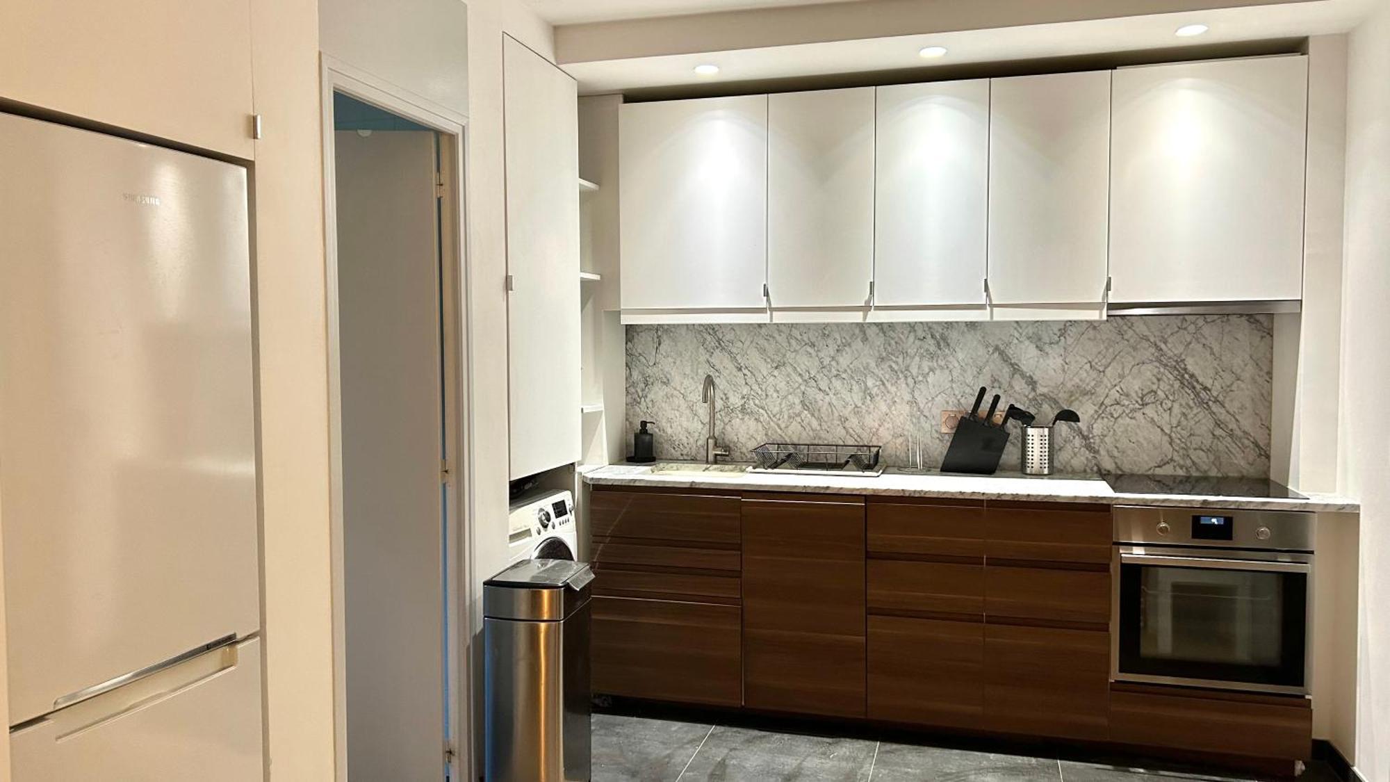 Big Apartment Eiffel Tower View Париж Экстерьер фото